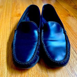 Authentic Tods Women’s Ladies Navy Leather Loafers Size 9 40